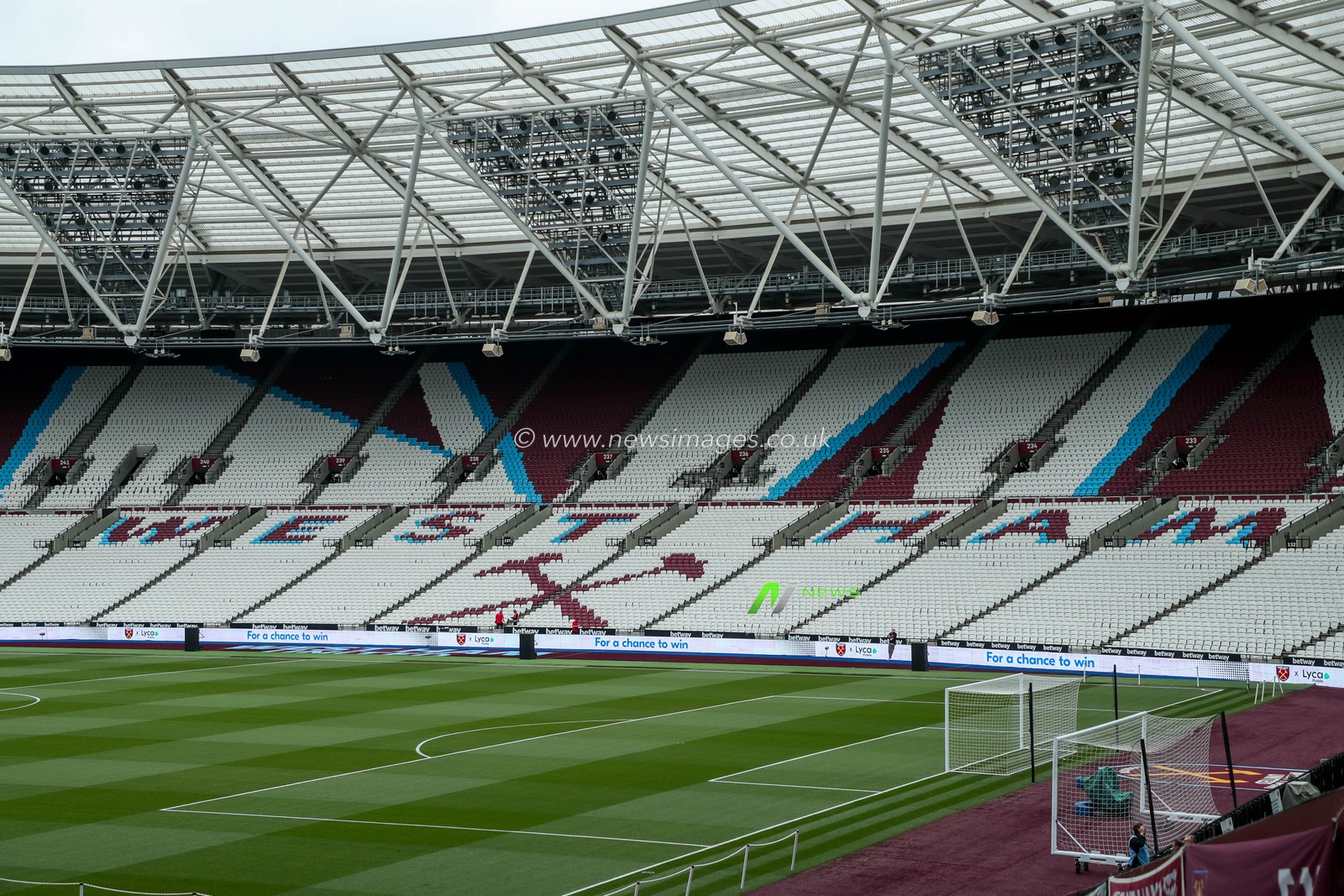 A general view of London Stadium prior to the Premier League match West Ham United vs Nottingham Forest at London Stadium, London, United Kingdom, 18th May 2025

(Photo by Izzy Poles/News Images)