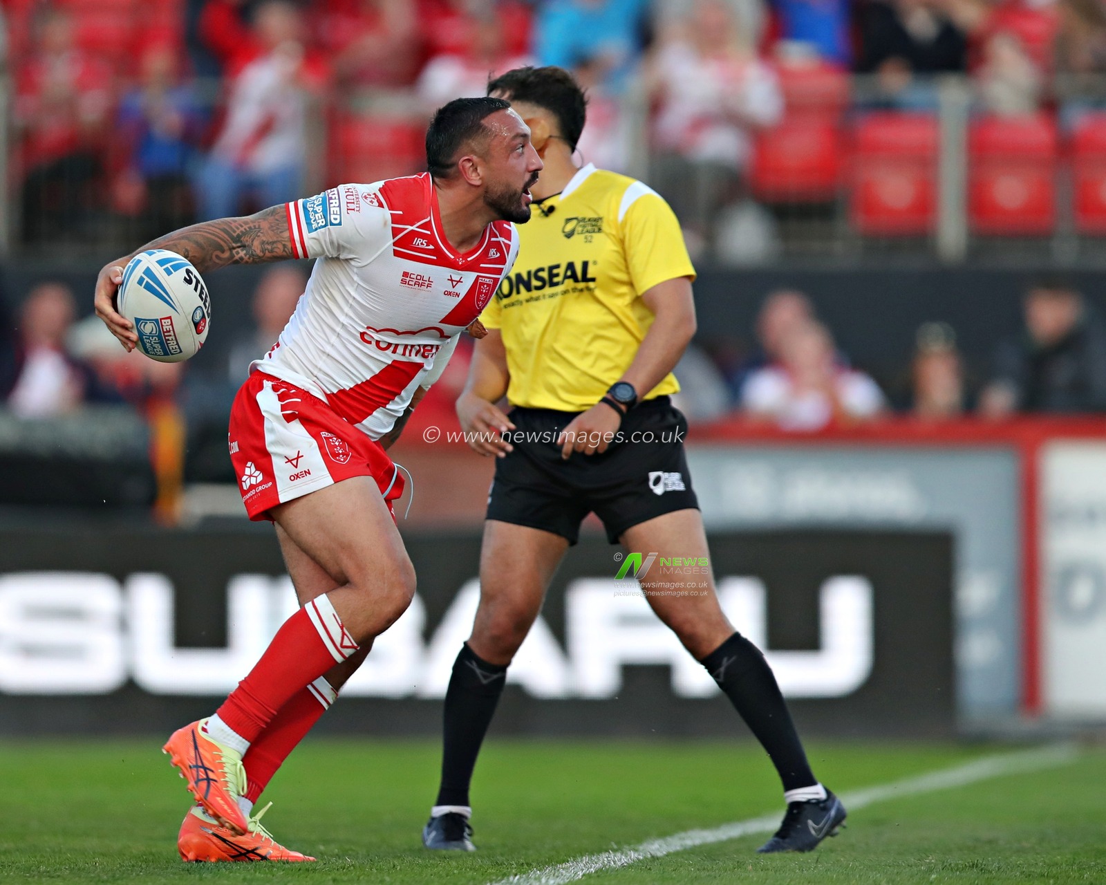 Elliot Minchella of Hull KR celebrates his first try during the Betfred Super League Round 13 match Hull KR vs St Helens at Sewell Group Craven Park, Kingston upon Hull, United Kingdom, 30th May 2025(Photo by Sam Eaden/News Images)
