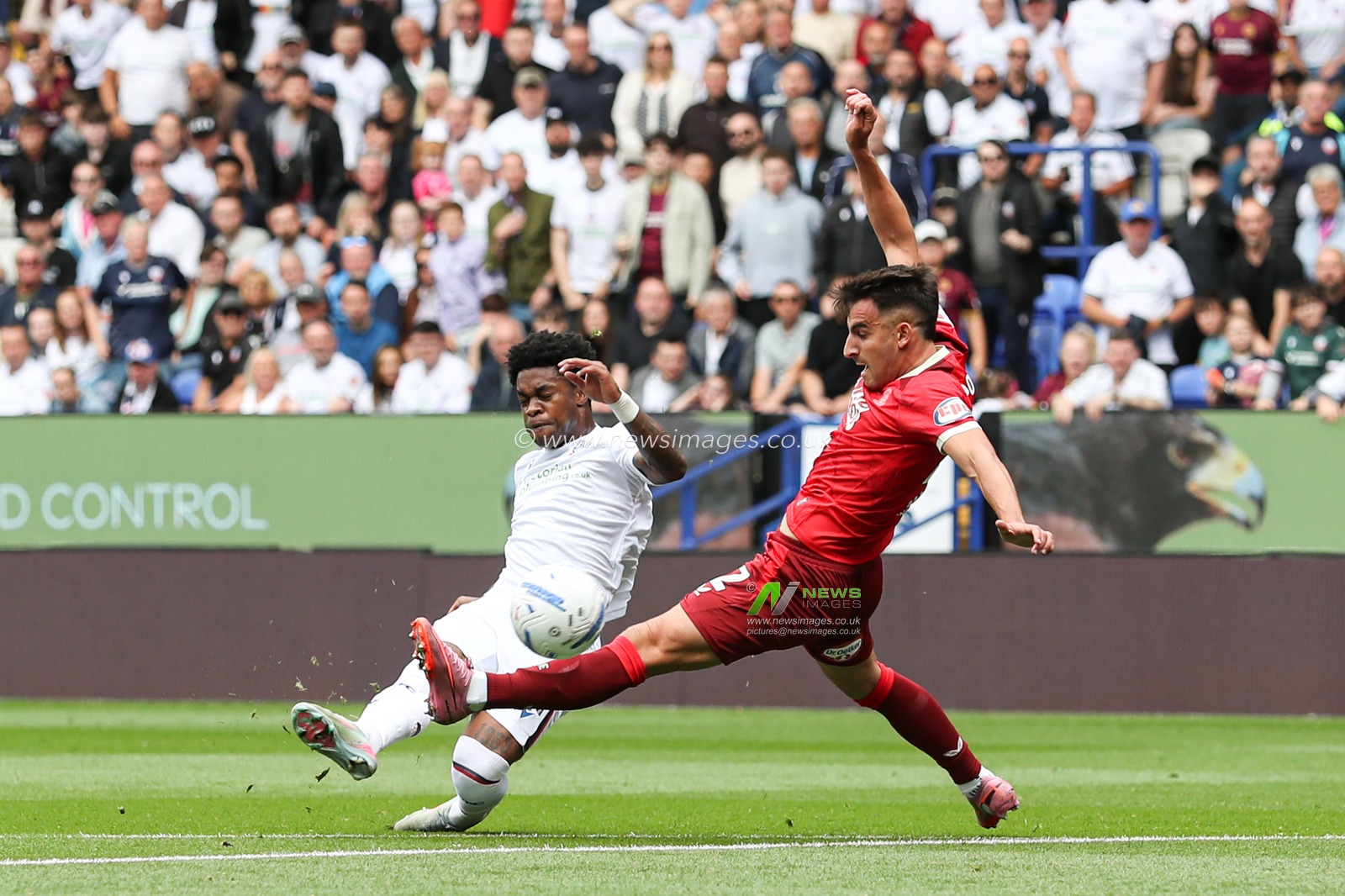 Thierry Gale of Bolton Wanderers shoots and scores to make it 2-0 during the Sky Bet Championship match Bolton Wanderers vs Preston North End at Toughsheet Community Stadium, Bolton, United Kingdom on 15 August 2026

(Photo by Jorge Horsted/News Images)