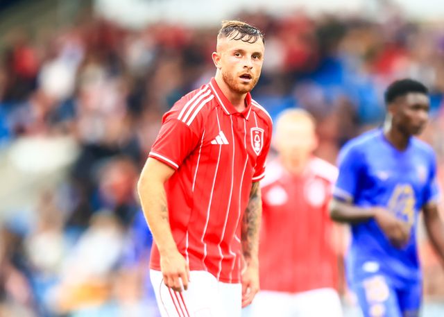 Lewis O'Brien of Nottingham Forest during the Pre-season friendly match Nottingham Forest vs Monaco at SMH Group Stadiumact Stadium, Chesterfield, United Kingdom, 19th July 2025

(Photo by Richard Bierton/News Images)