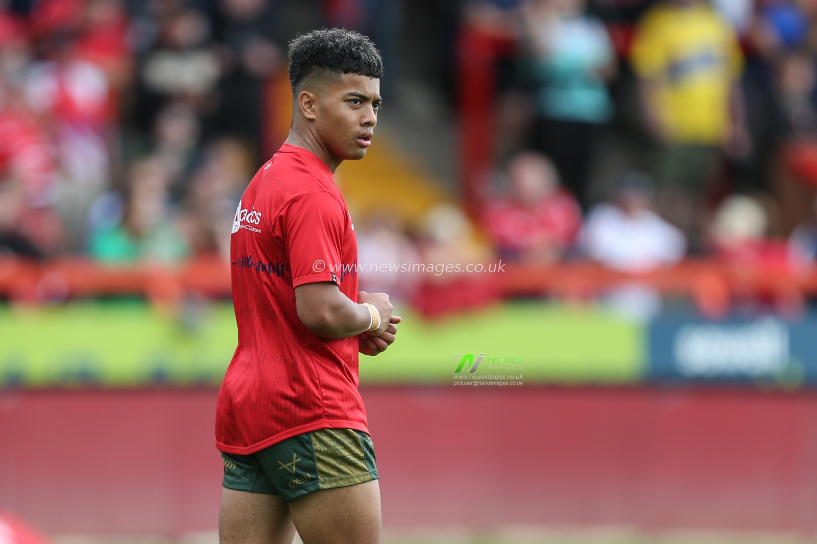 Phoenix Laulu-Togaga'e #29 of Hull KR during pre-game warm up