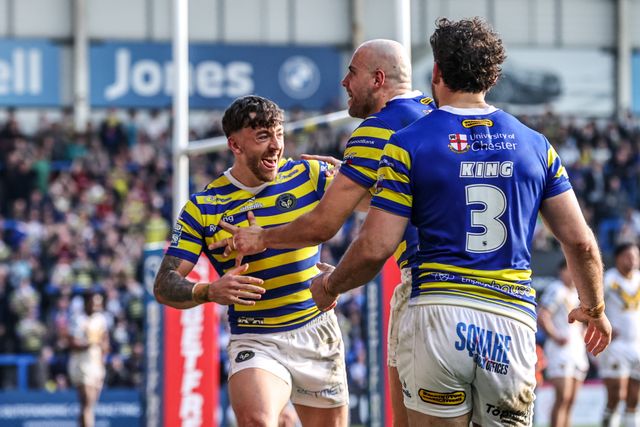 Matty Ashton of Warrington Wolves celebrates his try during the Betfred Super League round 5 match Warrington Wolves vs Castleford Tigers at The Halliwell Jones Stadium, Warrington, United Kingdom on 21 March 2026

(Photo by Alfie Cosgrove/News Images)