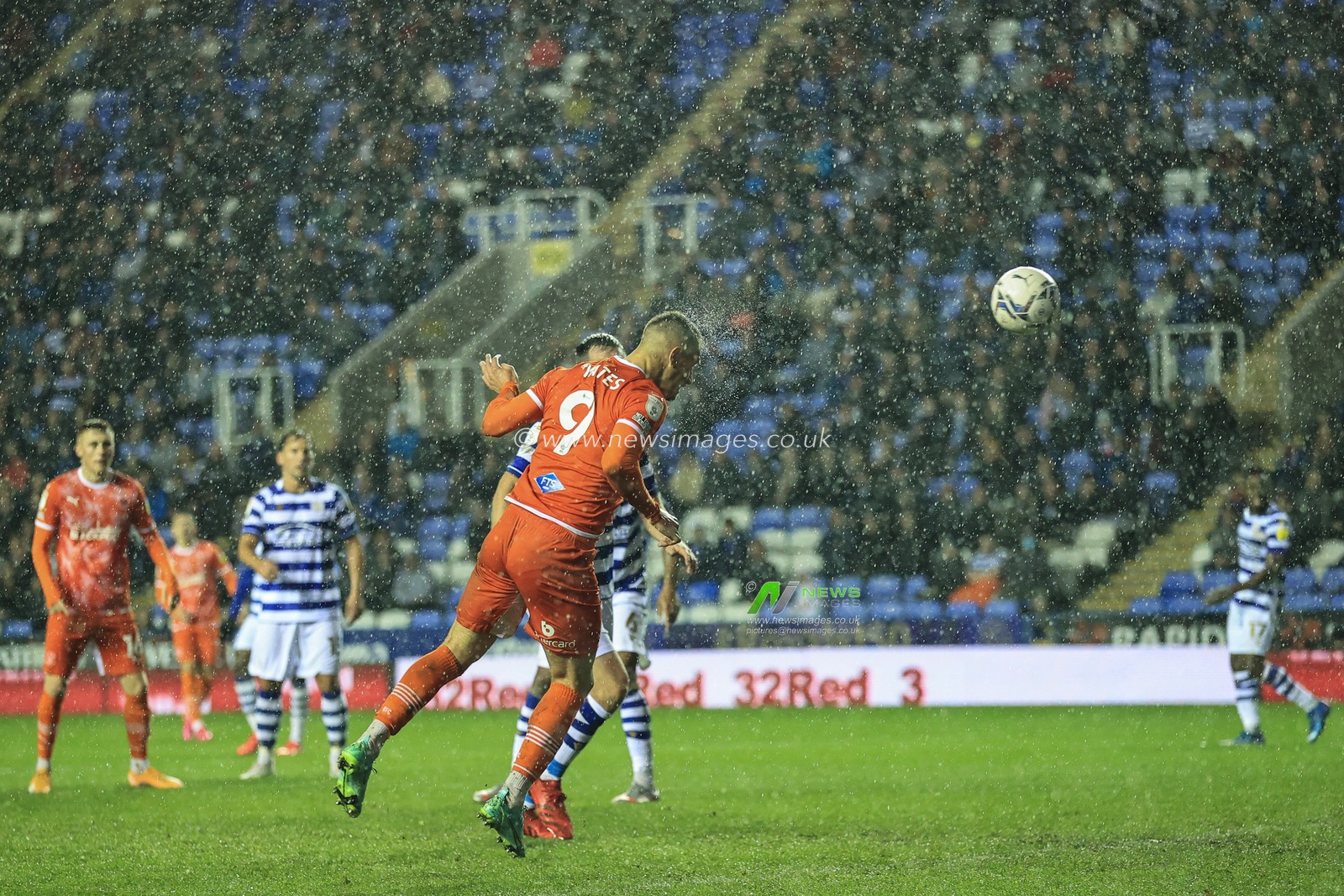 Jerry Yates #9 of Blackpool scores to make it 2-2