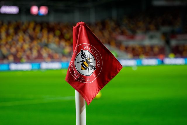 A ground shot showing the pitch the corner flag during the Premier League match Brentford vs Sunderland at The Gtech Community Stadium, London, United Kingdom, 7th January 2026

(Photo by Maynard Manyowa/News Images)

*** GER AUT SUI OUT ***