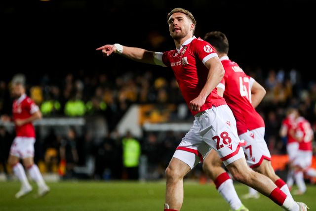 Sam Smith of Wrexham AFC celebrates his goal to make it 2-2 during the Sky Bet League 1 match Cambridge United vs Wrexham at Abbey Stadium, Cambridge, United Kingdom, 1st April 2025

(Photo by Izzy Poles/News Images)