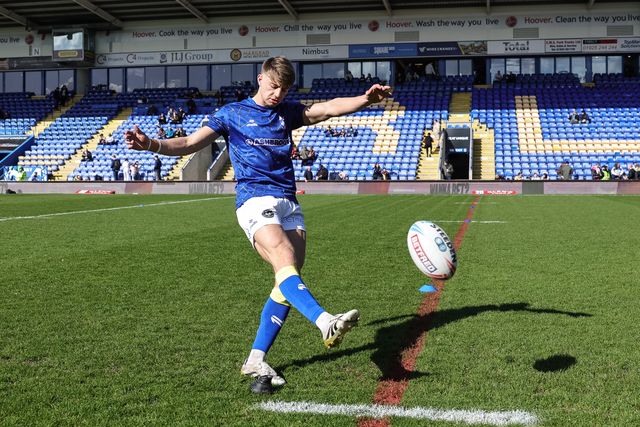 Ewan Irwin of Warrington Wolves in the pre-game warm up during the Betfred Challenge Cup round 4 match Goole Vikings vs Warrington Wolves at The Halliwell Jones Stadium, Warrington, United Kingdom on 14 March 2026

(Photo by Mark Cosgrove/News Images)