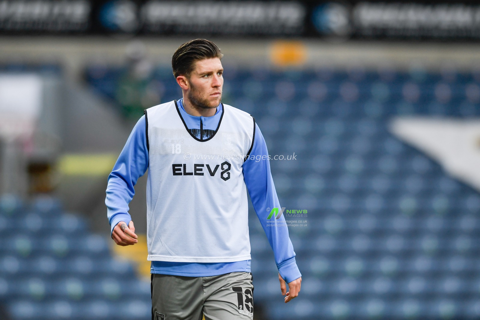 Josh Windass #18 of Sheffield Wednesday warming up before the game