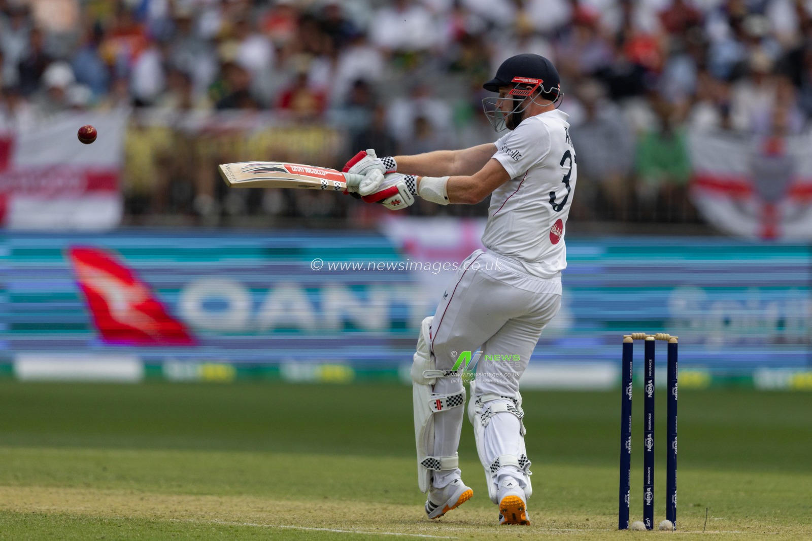 Gus Atkinson of England plays a pull shot during the NRMA Insurance Ashes First Test Day 2 Australia vs England at Optus Stadium, Perth, Australia, 22nd November 2025

(Photo by Santanu Banik/News Images)

*** GER AUT SUI OUT ***