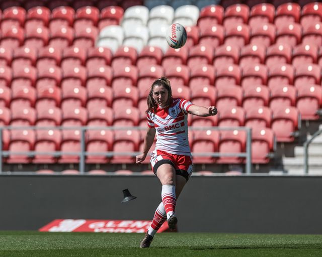 Faye Gaskin of St Helen’s converts for a goal during the Betfred Women's Challenge Cup Quarter Final match St Helens vs Barrow Raiders at The BrewDog Stadium, St Helens, United Kingdom on 25 April 2026

(Photo by Mark Cosgrove/News Images)