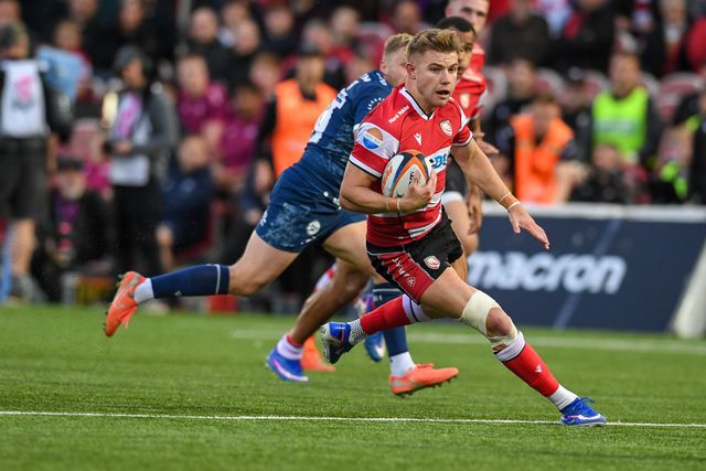 Charlie Atkinson of Gloucester Rugby breaks the line during the Gallagher Premiership match Gloucester vs Sale Sharks at Kingsholm Stadium, Gloucester, United Kingdom on 08 May 2026

(Photo by Alex Williamson/News Images)