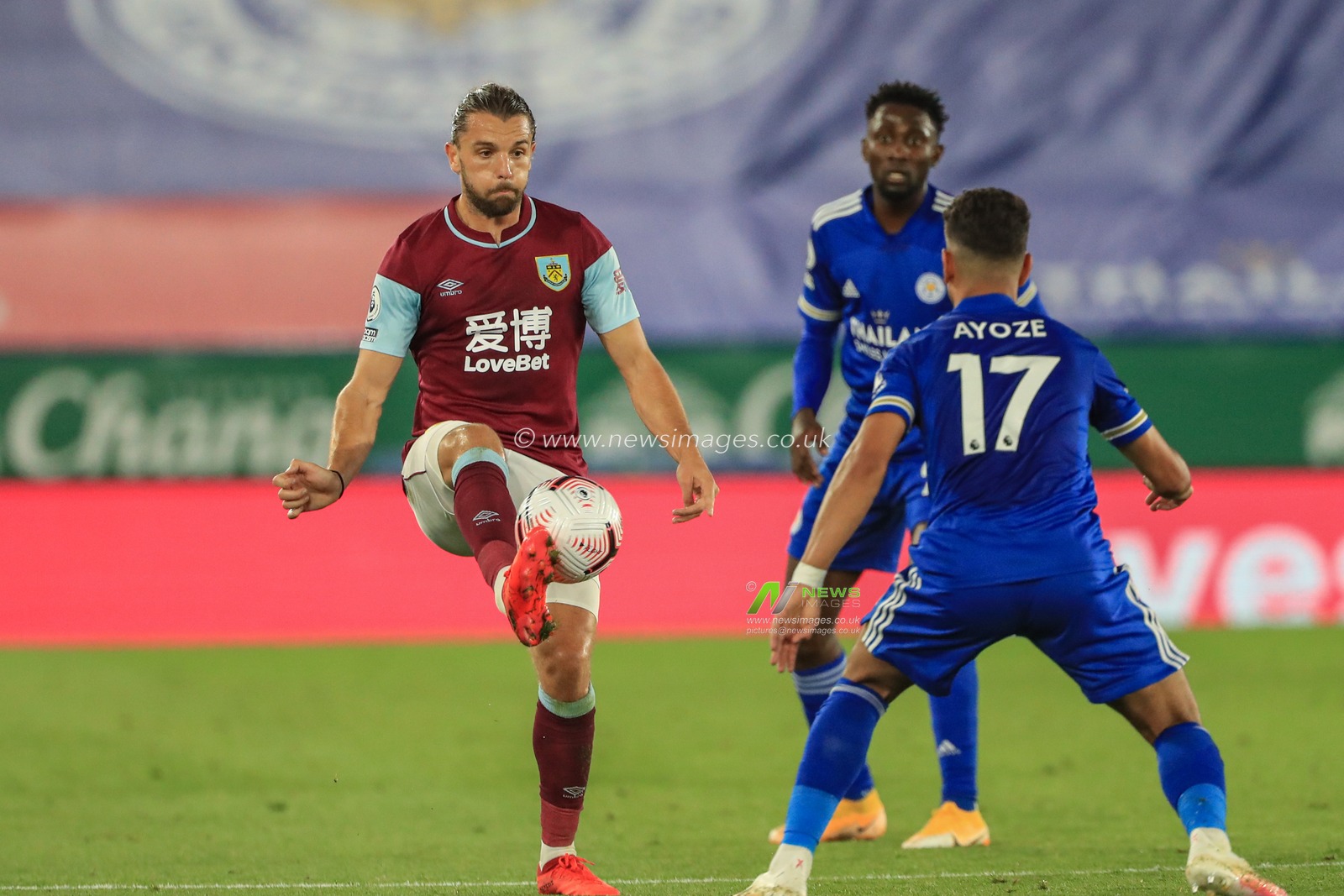Jay Rodriguez (19) of Burnley controls the ball