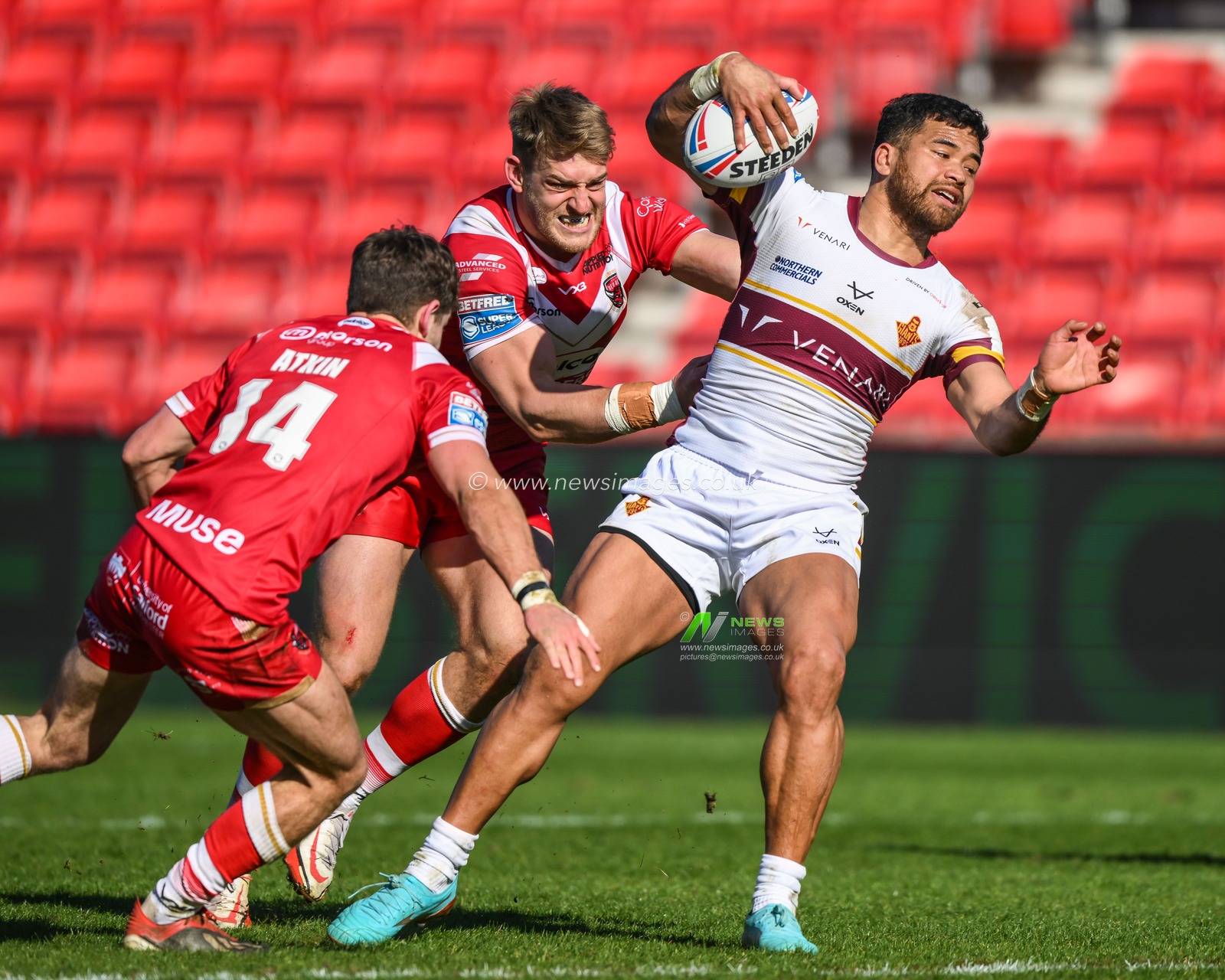 Esan Marsters #3 of Huddersfield Giants is tackled by Jack Ormondroyd #8 of Salford Red Devils during the Betfred Super League Round 7 match Salford Red Devils vs Huddersfield Giants at AJ Bell Stadium, Eccles, United Kingdom, 2nd April 2023

(Photo by Craig Thomas/News Images)