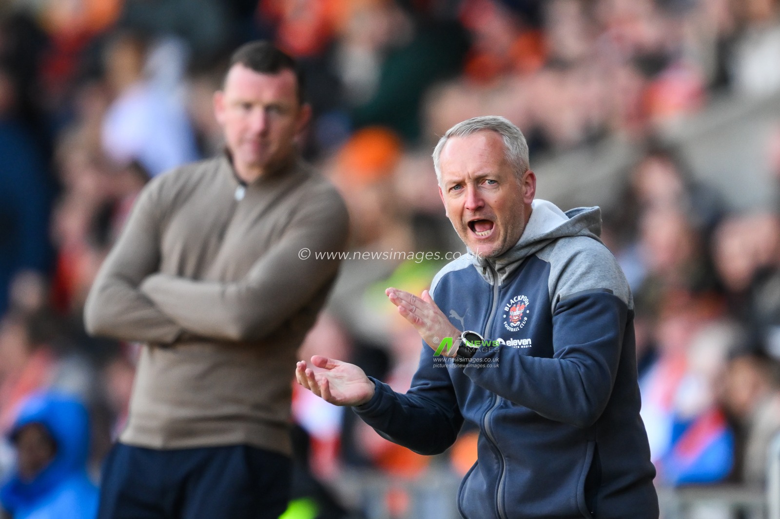 Neil Critchley manager of Blackpool gives his team instructions during the Sky Bet League 1 match Blackpool vs Barnsley at Bloomfield Road, Blackpool, United Kingdom, 20th April 2024

(Photo by Craig Thomas/News Images)