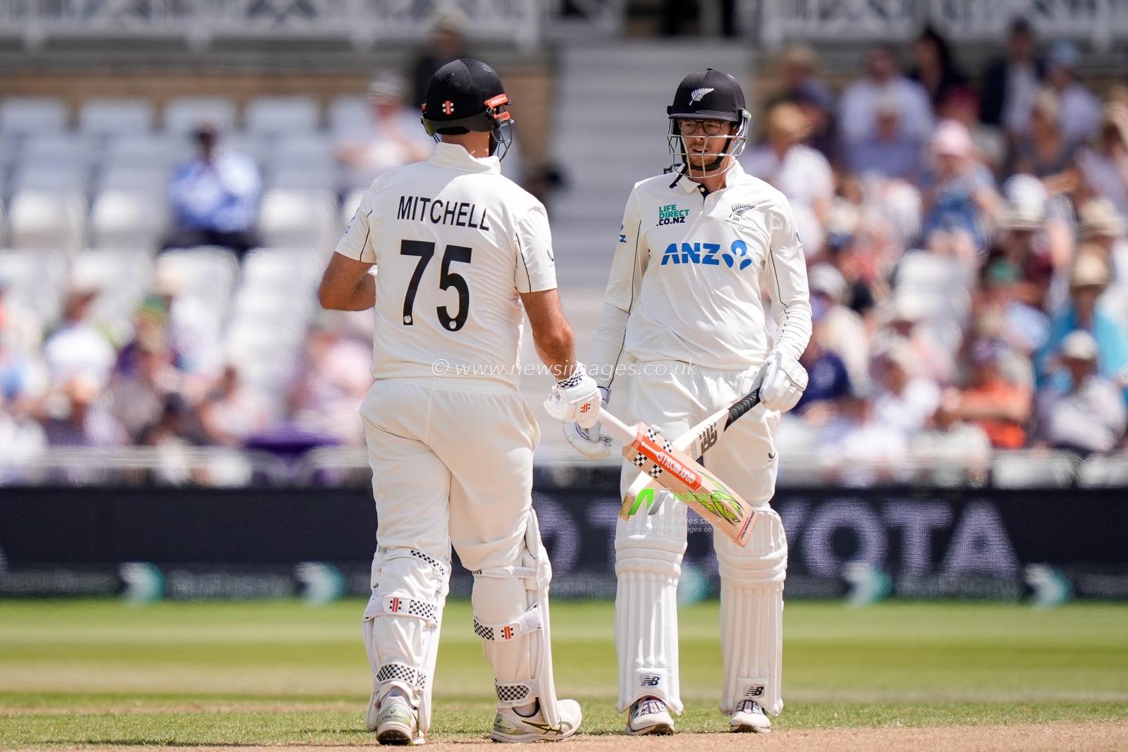Daryl Mitchell of New Zealand celebrates reaching 50 runs during the 3rd Rothesay Test Match Day 4 match England vs New Zealand at Trent Bridge, Nottingham, United Kingdom on 28 June 2026

(Photo by Maynard Manyowa/News Images)