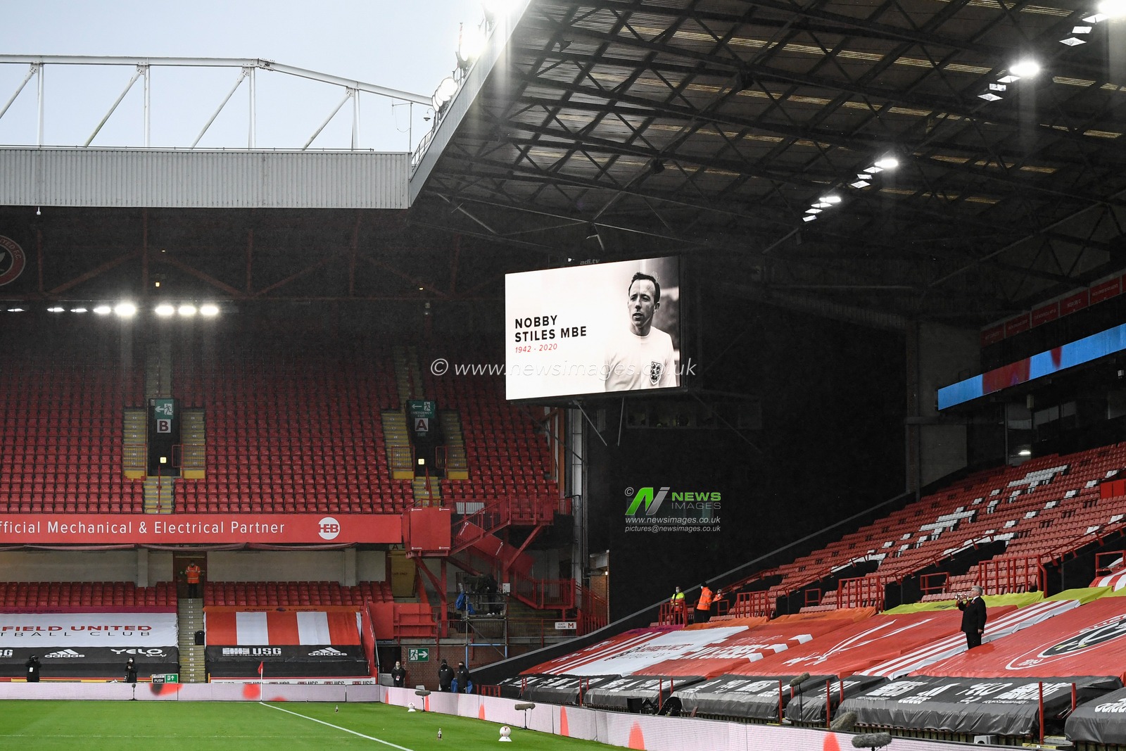 A tribute to Nobby Stiles before kick off