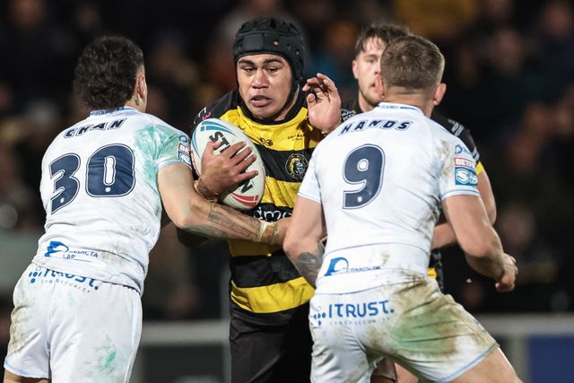 Xavier Va’a of York Knights is tackled by Tiaki Chan during the Betfred Super League round 9 match York Knights vs Toulouse at LNER Community Stadium, York, United Kingdom on 23 April 2026

(Photo by Mark Cosgrove/News Images)