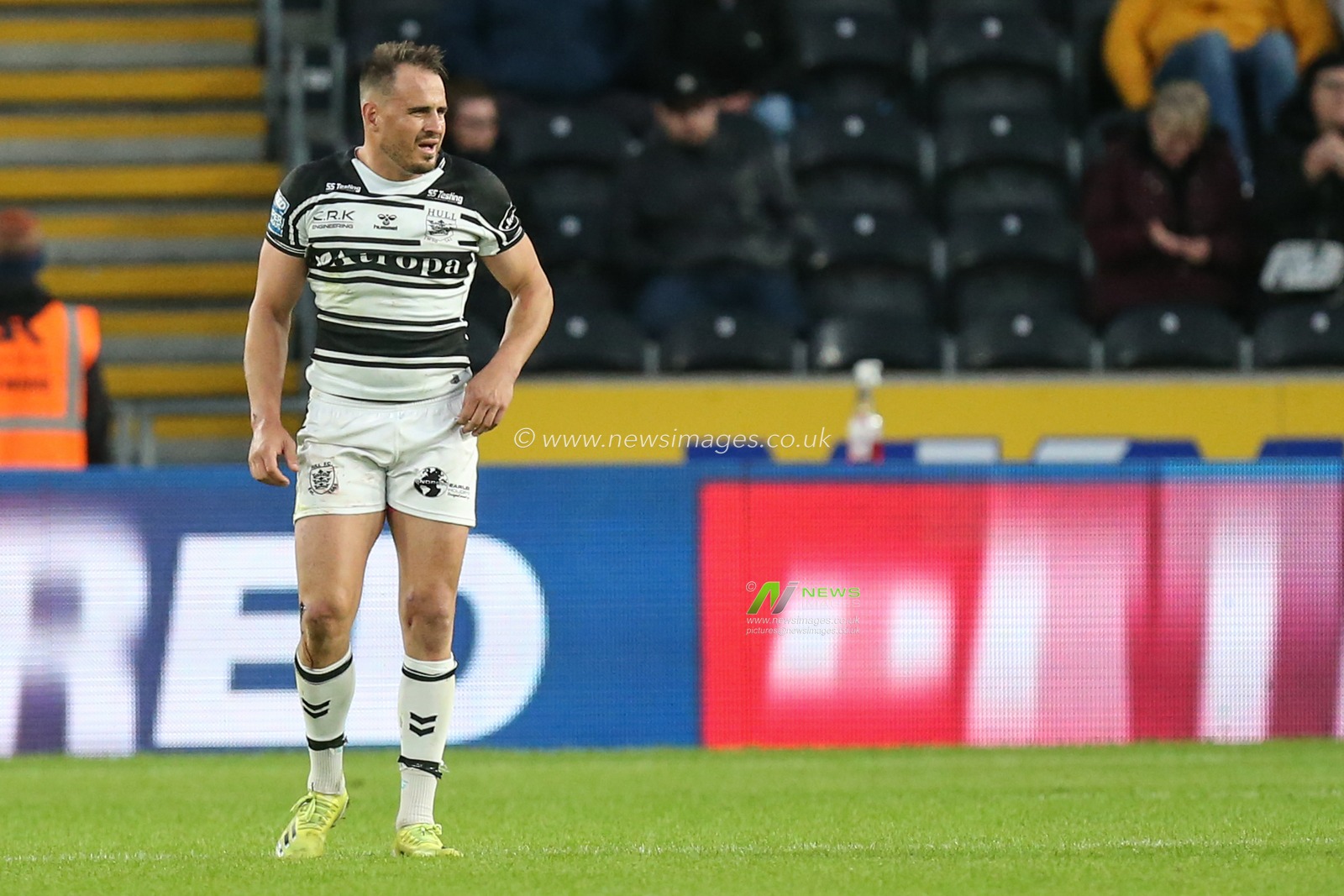 Josh Reynolds (6) of Hull FC during the game