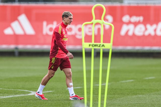 Nicolas Dominguez of Nottingham Forest during the Nottingham Forest open training session ahead of their UEFA Europa League last 16 match against FC Midtjylland at The Nigel Doughty Academy, Nottingham, United Kingdom on 11 March 2026

(Photo by Alfie Cosgrove/News Images)