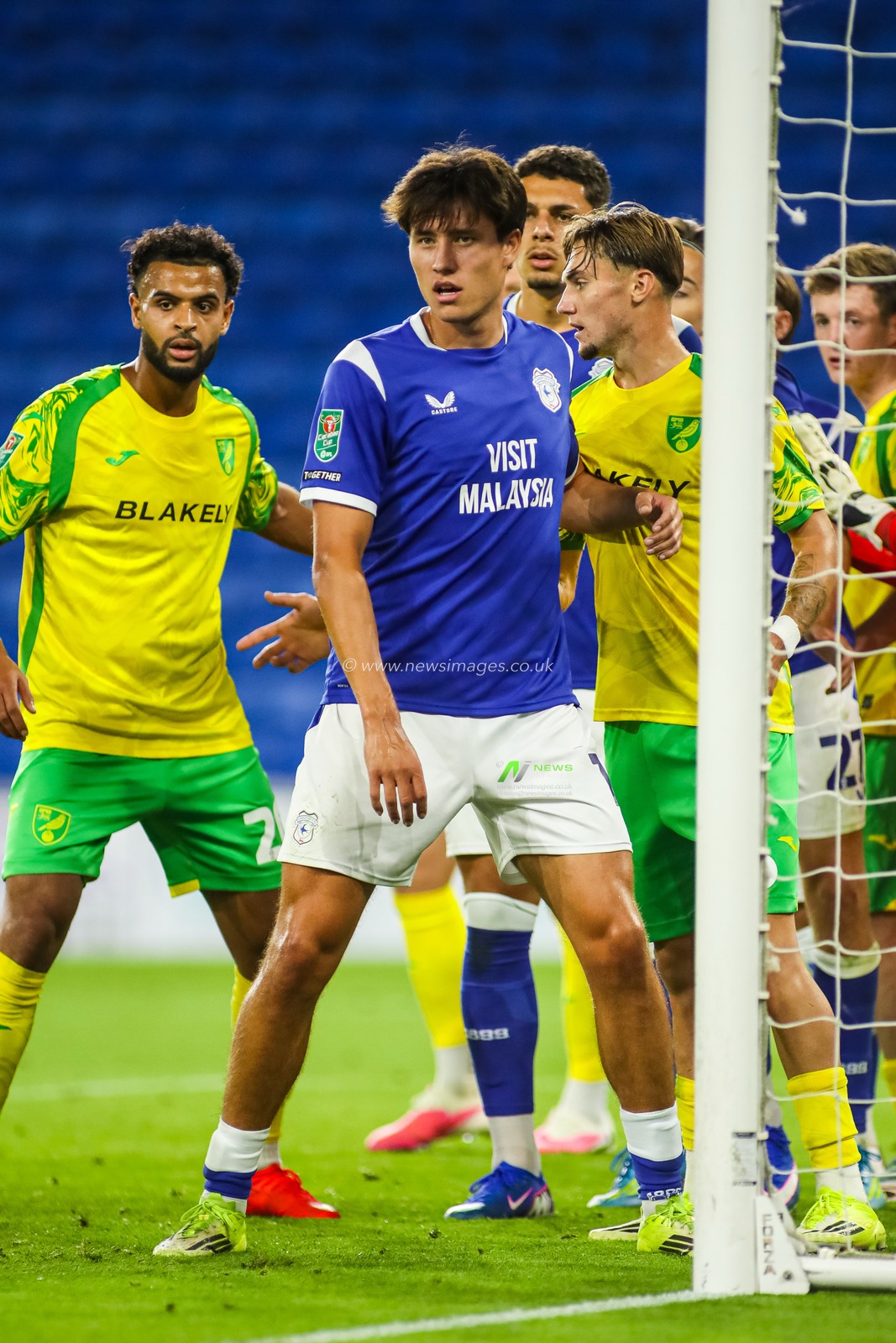 Rubin Colwill of Cardiff City during the Carabao Cup round 2 match Cardiff City vs Norwich City at Cardiff City Stadium, Cardiff, United Kingdom on 25 August 2026

(Photo by Andrew Lewis/News Images)