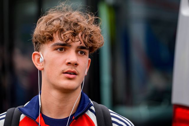 Max Dowman of Arsenal arrives at the stadium prior to kick off during the Emirates FA Cup fifth round match Mansfield Town vs Arsenal at One Call Stadium, Mansfield, United Kingdom on 07 March 2026

(Photo by Maynard Manyowa/News Images)