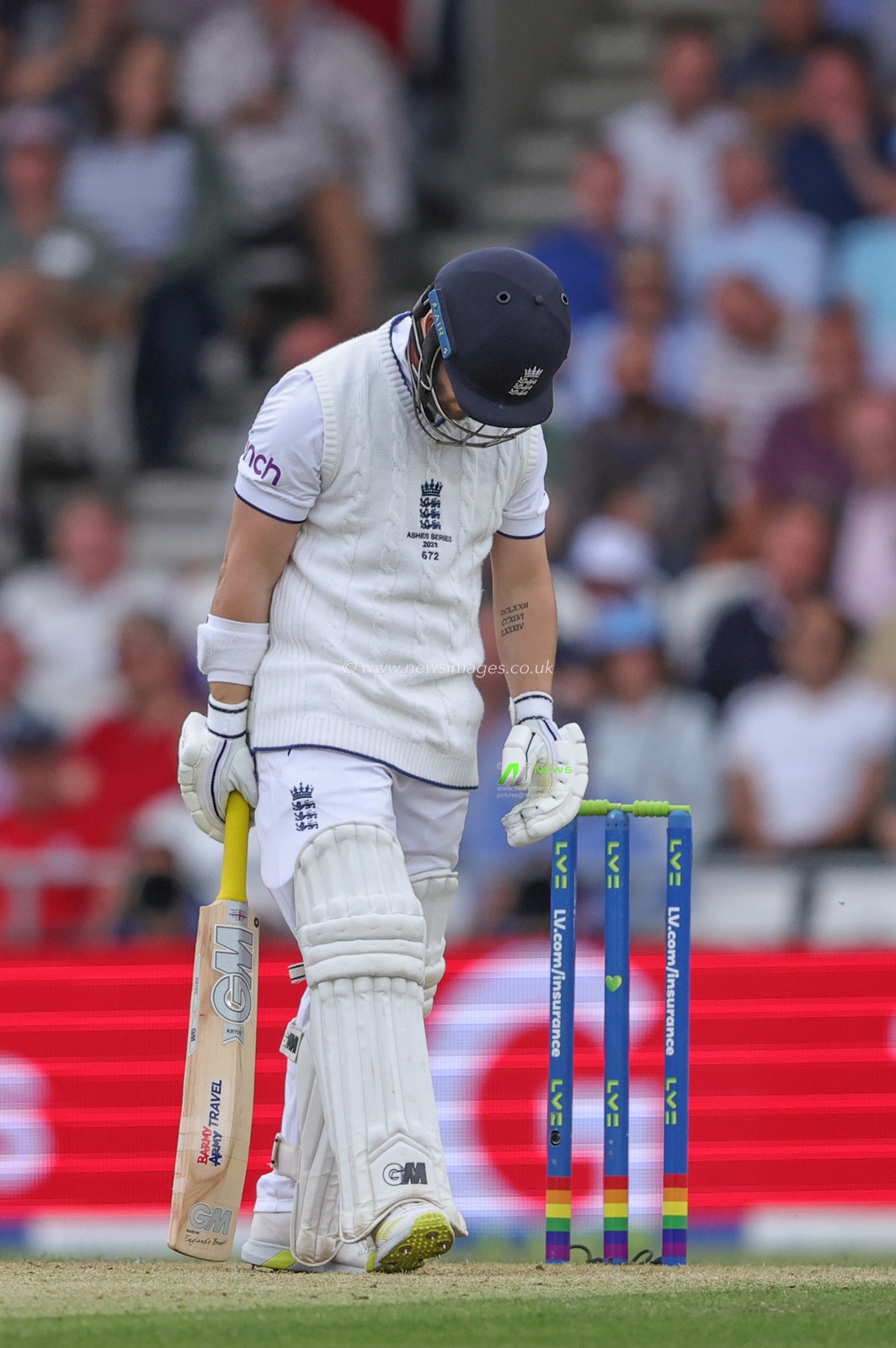 A dejected Ben Duckett of England looks at the crease after he clips the ball into the gloves of Alex Carey of Australia during the LV= Insurance Ashes Third Test Series Day 1 England v Australia at Headingley Stadium, Leeds, United Kingdom, 6th July 2023

(Photo by Mark Cosgrove/News Images)