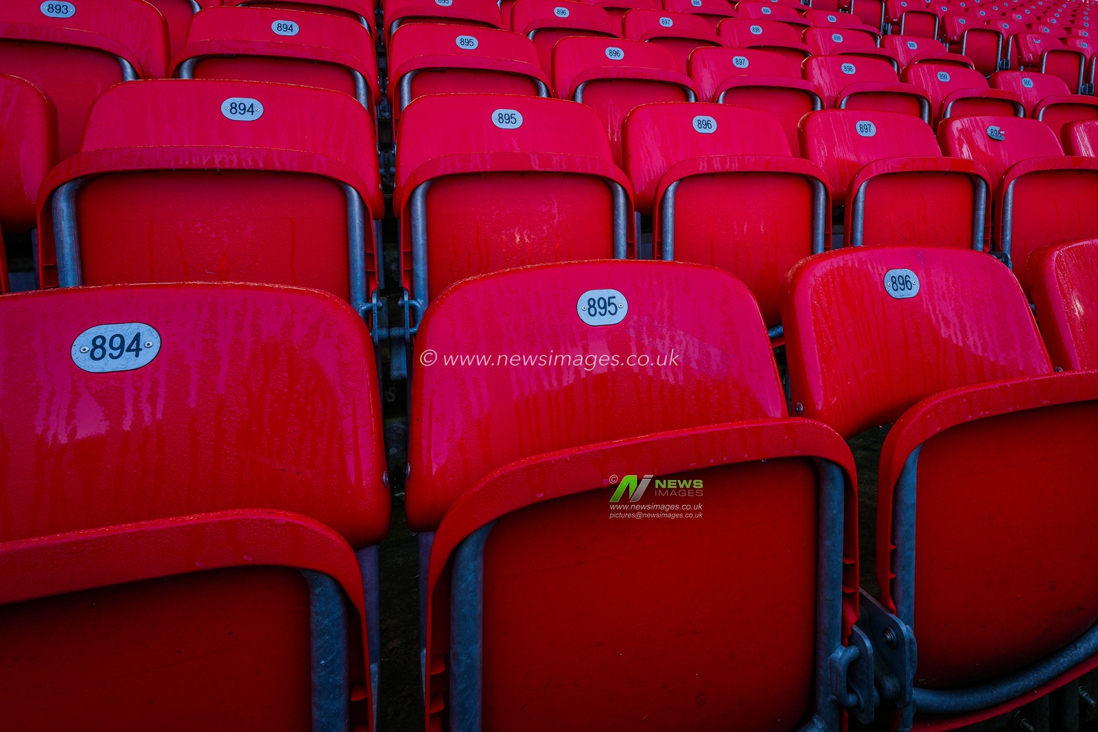 during the Sky Bet Championship match Stoke City vs Swansea City at Bet365 Stadium, Stoke-on-Trent, United Kingdom, 13th December 2025

(Photo by Maynard Manyowa/News Images)

*** GER AUT SUI OUT ***