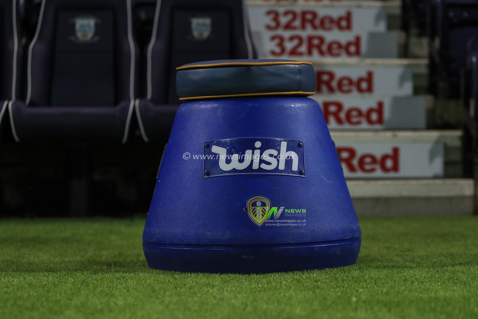22nd October 2019, Deepdale, Preston, England; Sky Bet Championship, Preston North End v Leeds United : Marcelo Bielsa manager of Leeds Unitedâ€™s wish stool 

Credit: Mark Cosgrove/News Images