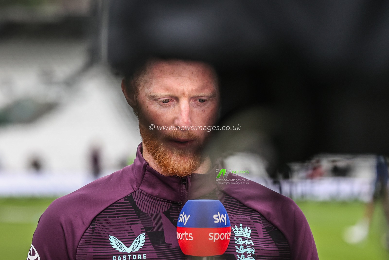 England captain Ben Stokes speaks to Broadcaster Michael Athertonand Ian Ward ahead of the Rothesay 5th Rothesay Test Day 1 Match England v India at The Kia Oval, London, United Kingdom, 31st July 2025

(Photo by Alfie Cosgrove/News Images)