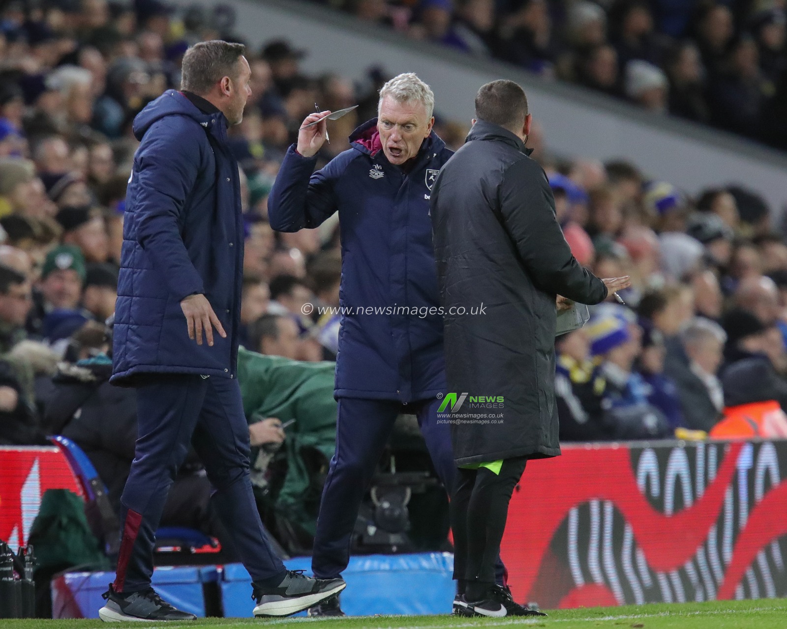 David Moyes manager of West Ham United appeals to the fourth official during the Premier League match Leeds United vs West Ham United at Elland Road, Leeds, United Kingdom, 4th January 2023

(Photo by James Heaton/News Images)