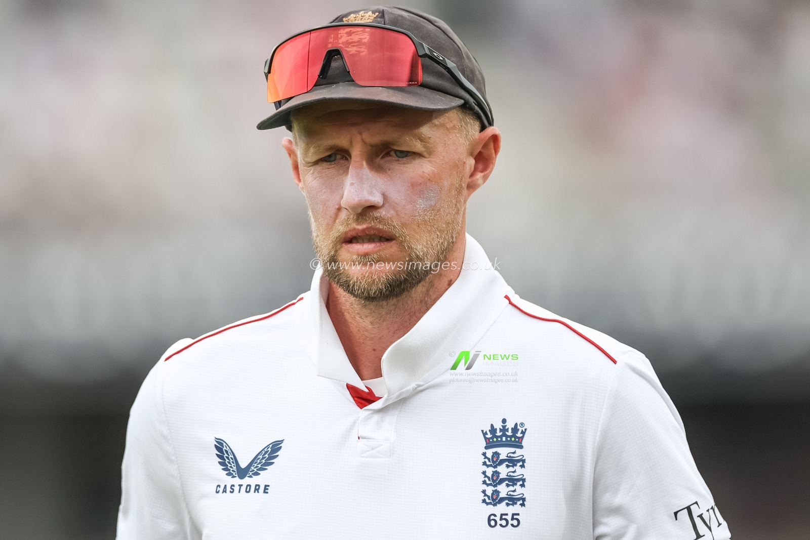 Joe Root of England during the 1st Rothesay Test Match Day 2 England vs India at Headingley Cricket Ground, Leeds, United Kingdom, 21st June 2025

(Photo by Mark Cosgrove/News Images)