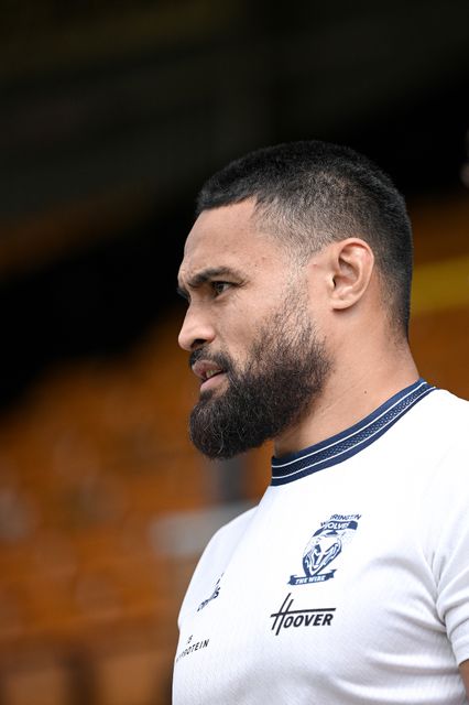 Toafofoa Sipley of Warrington Wolveslooks on prior to the Betfred Super League round 21 match Castleford Tigers vs Warrington Wolves at OneBore Stadium, Castleford, Untied Kingdom on 01 August 2026

(Photo by Ben Roberts/News Images)

