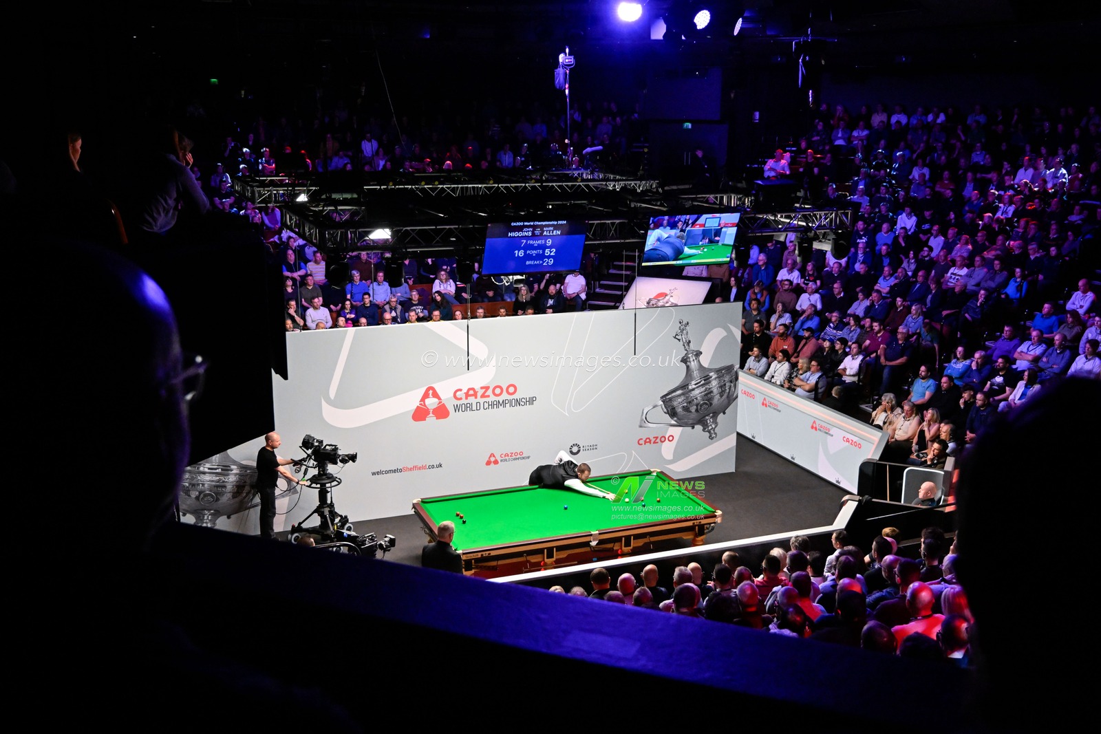 A general view of the Crucible Theatre while Mark Allen takes a shot, during the Cazoo World Championships 2024 at Crucible Theatre, Sheffield, United Kingdom, 29th April 2024

(Photo by Cody Froggatt/News Images)