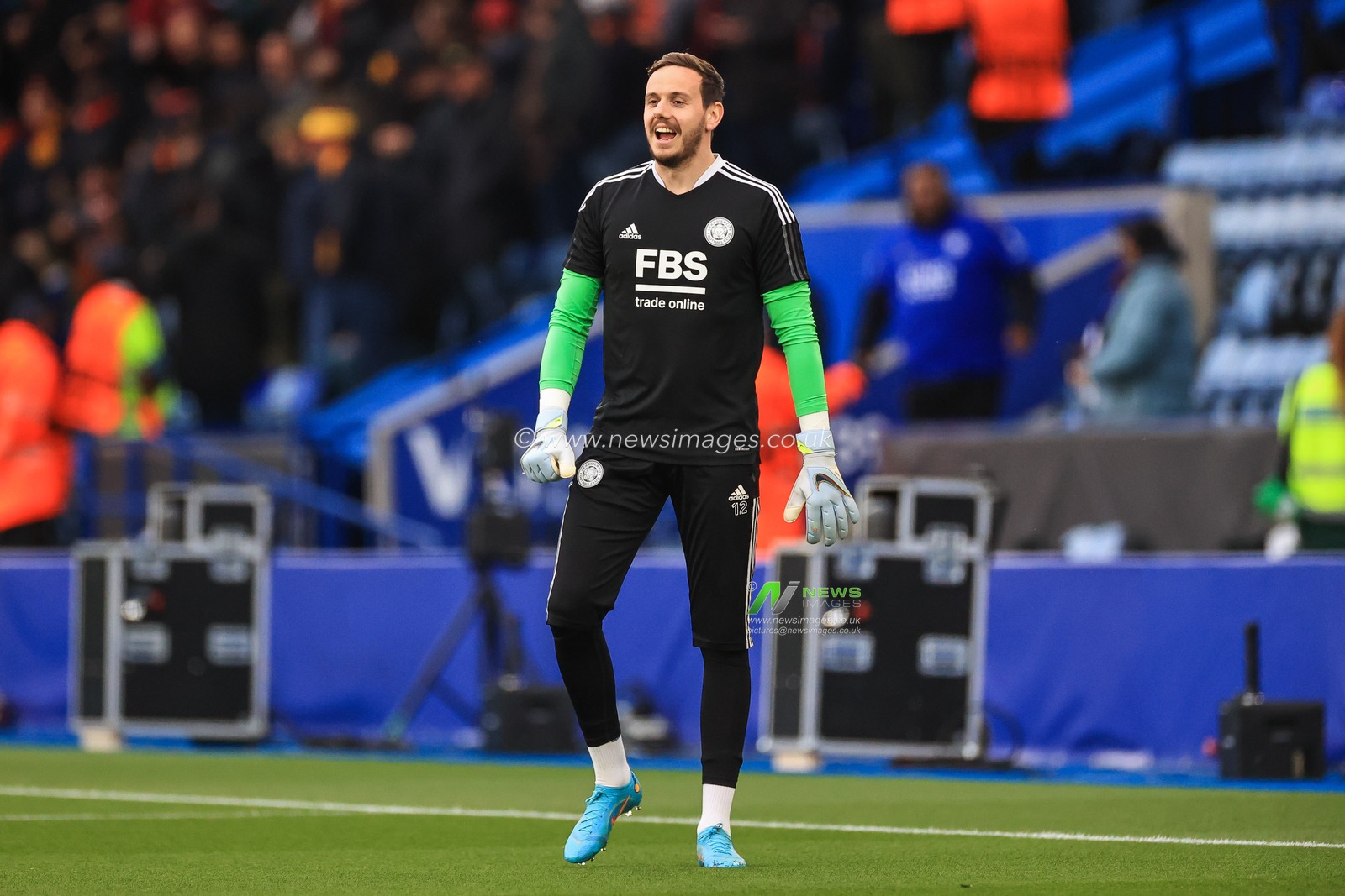 Danny Ward #12 of Leicester City during the pre-game warmup