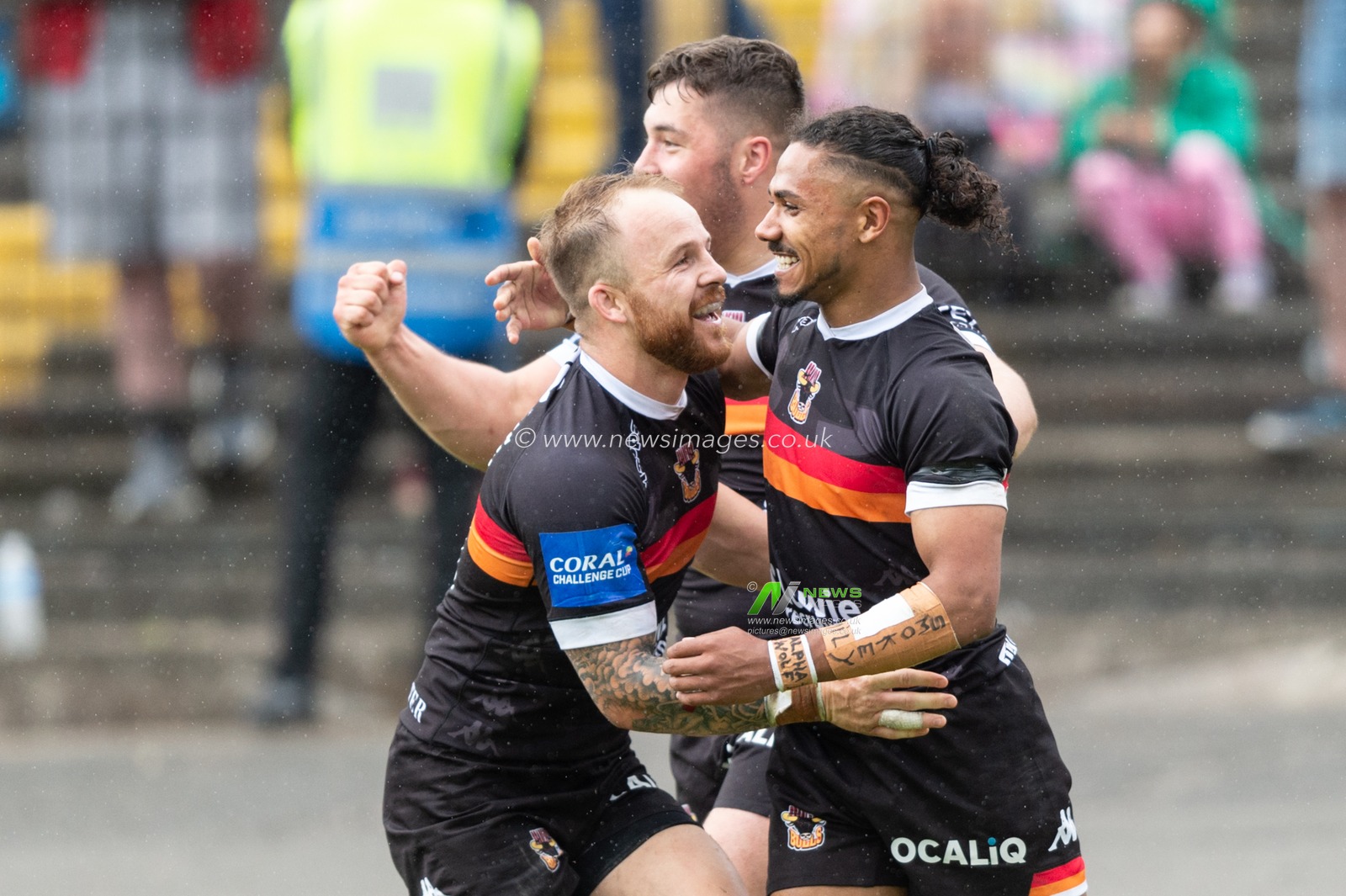2nd June 2019 , Odsal Stadium, Bradford, England; Coral Challenge Cup 2019, Quarter Final , Bradford Bulls vs Halifax RLFC ; Matty Wilde (9) of Bradford Bulls celebrates his try


Credit: Richard Long/News Images