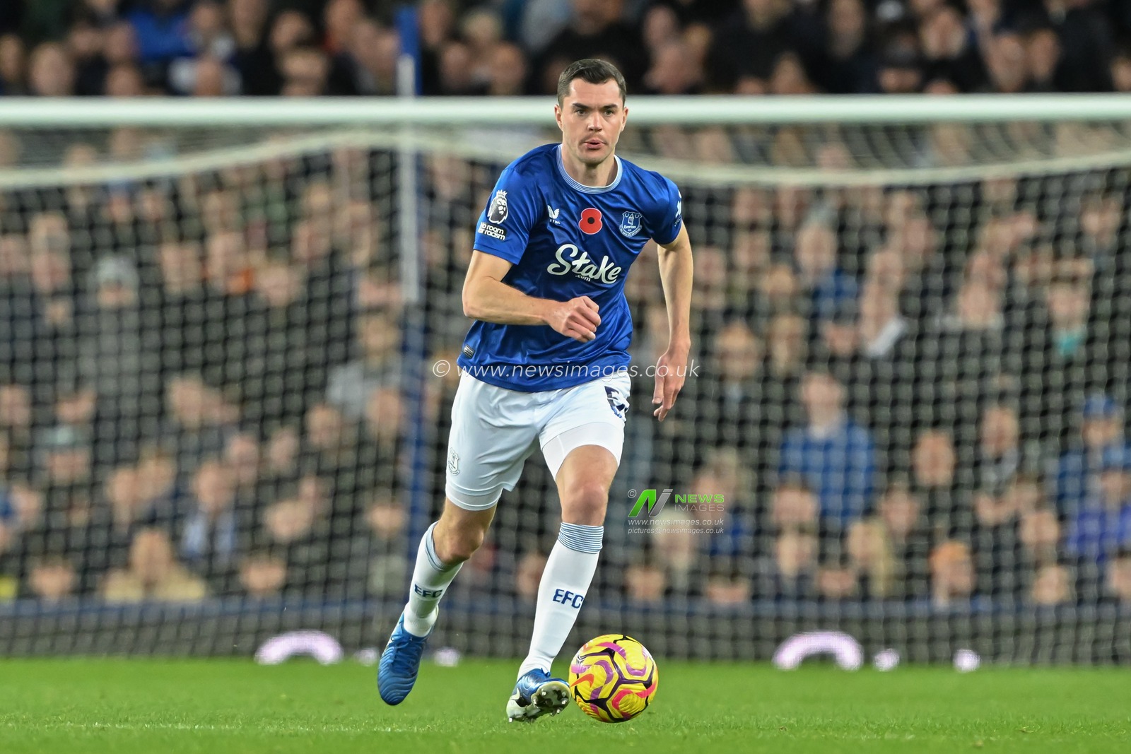 Michael Keane of Everton in action during the Premier League match Everton vs Fulham at Goodison Park, Liverpool, United Kingdom, 26th October 2024

(Photo by Cody Froggatt/News Images)