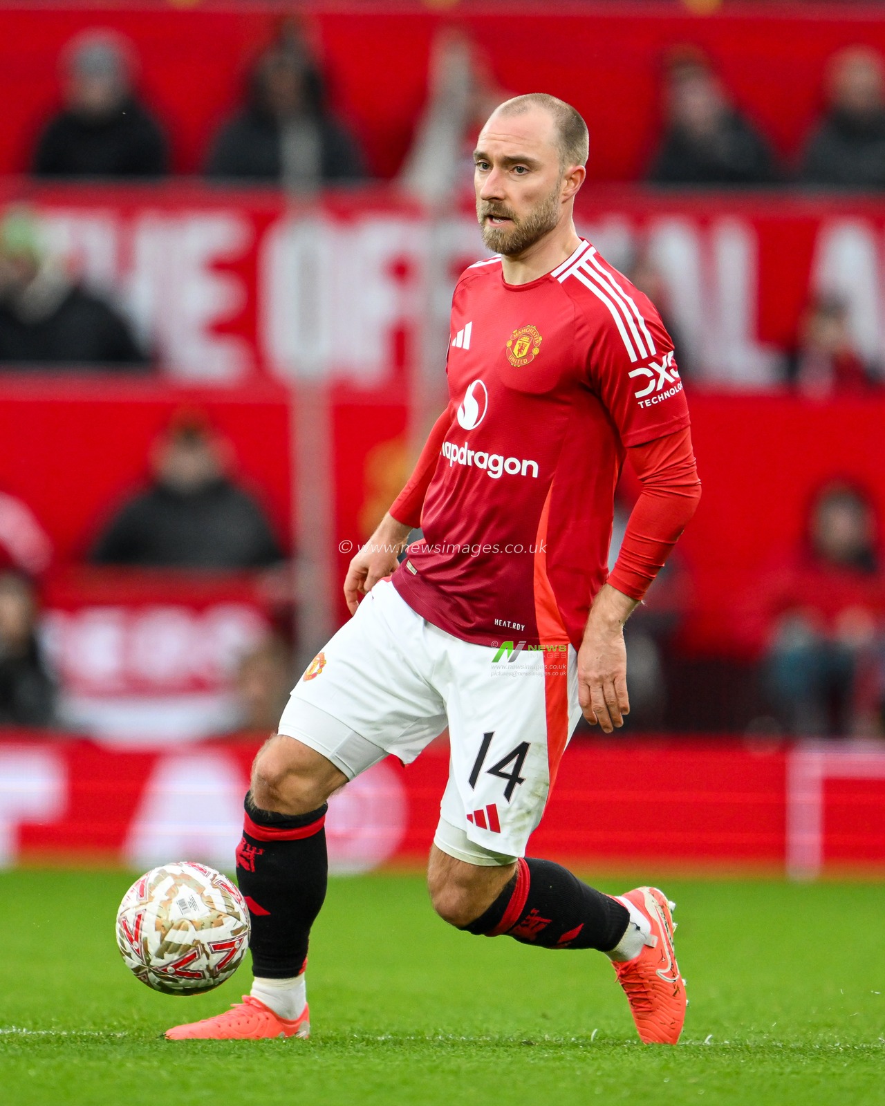 Christian Eriksen of Manchester United makes a break with the ball during the Emirates FA Cup 5th Round match Manchester United vs Fulham at Old Trafford, Manchester, United Kingdom, 2nd March 2025

(Photo by Craig Thomas/News Images)