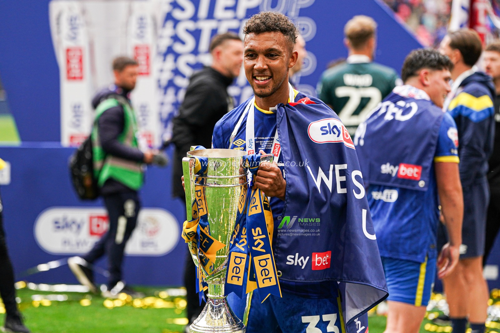 Wimbledon player celebrations after the Sky Bet League 2 Playoff Final match AFC Wimbledon vs Walsall at Wembley Stadium, London, United Kingdom, 26th May 2025

(Photo by Harvey Murphy/News Images)