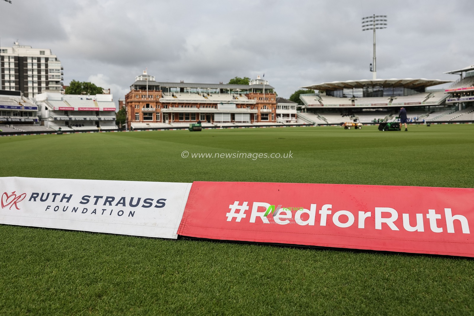 A general view of Lords on Red for Ruth day during the 1st Rothesay Test Match Day 2 match England vs New Zealand at Lords, London, United Kingdom on 05 June 2026

(Photo by Mark Cosgrove/News Images)