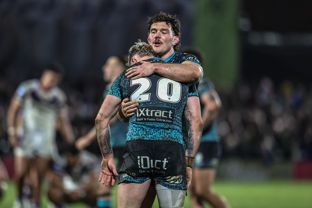 Ethan O'neill of Leigh Leopards and Robbie Mulhern of Leigh Leopards celebrate the win during the Betfred Challenge Cup Quarter Final match Wakefield Trinity vs Leigh Leopards at DIY Kitchens Stadium, Wakefield, United Kingdom, 4th April 2025

(Photo by Alfie Cosgrove/News Images)