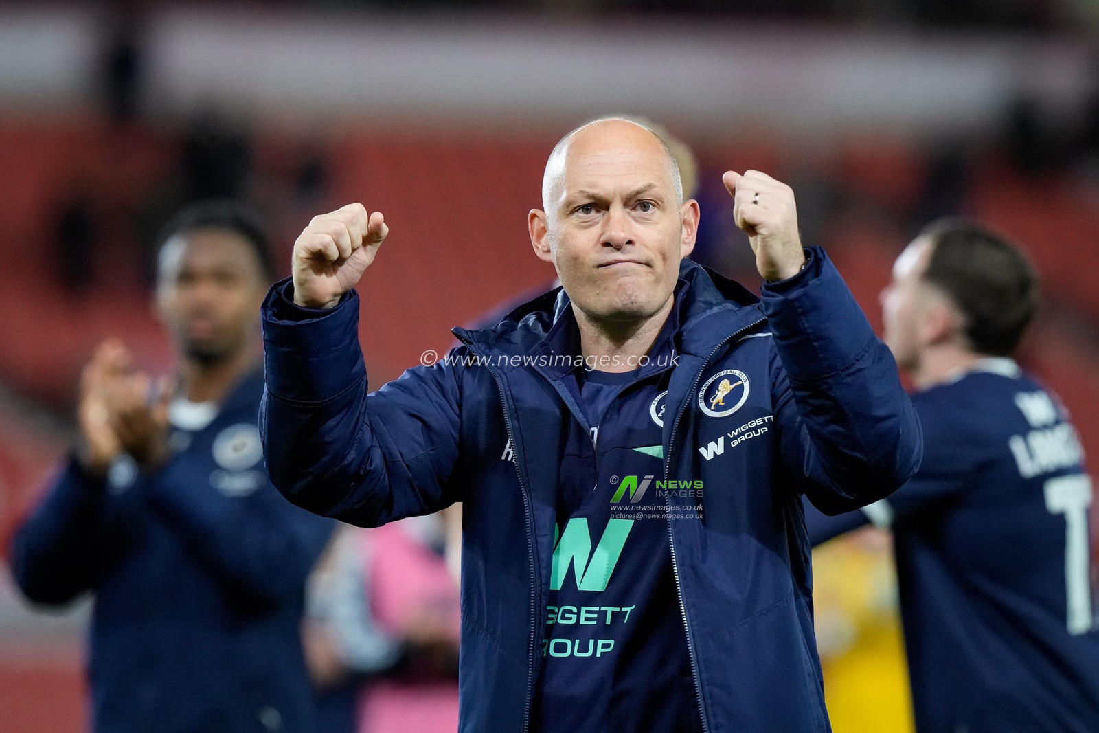 Alex Neil manager of Millwall applauds the fans after the final whistle  during the Sky Bet Championship match Stoke City vs Millwall at Bet365 Stadium, Stoke On Trent, United Kingdom on 21 April 2026

(Photo by Maynard Manyowa/News Images)