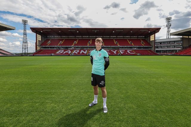 Luca Connell signs a four year contract extension for Barnsley FC