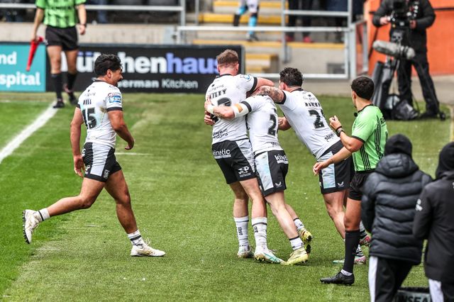 Logan Moy of Hull FC celebrates his try during the Betfred Super League round 6 match Hull FC vs Catalans Dragons at MKM Stadium, Hull, United Kingdom on 29 March 2026

(Photo by Alfie Cosgrove/News Images)
