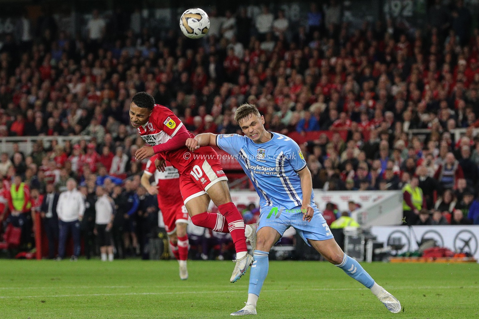 Callum Doyle #3 of Coventry City challenges Cameron Archer #10 of Middlesbrough as he heads the ball at goal during the Sky Bet Championship Play-Off match Middlesbrough vs Coventry City at Riverside Stadium, Middlesbrough, United Kingdom, 17th May 2023

(Photo by James Heaton/News Images)