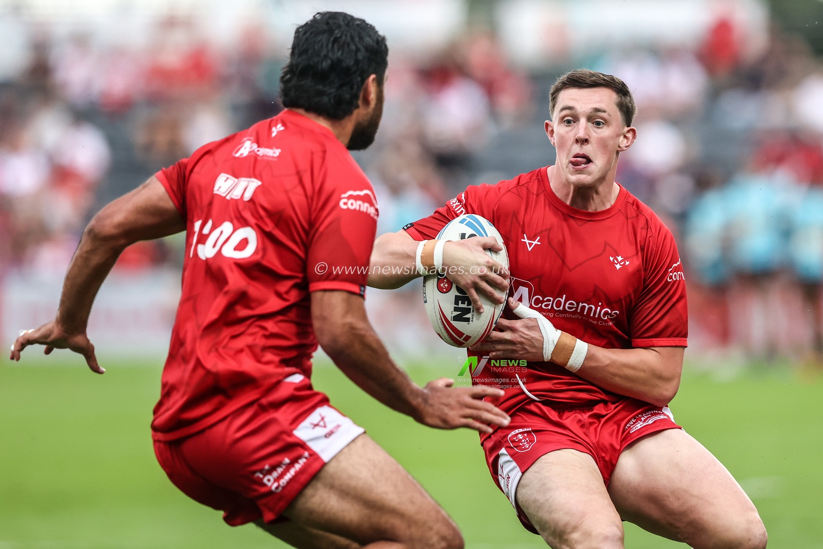 Jack Broadbent of Hull KR in the pre-game warm up during the Betfred Super League round 15 match Hull KR vs Leigh Leopards at Sewell Group Craven Park, Hull, United Kingdom on 19 June 2026

(Photo by Alfie Cosgrove/News Images)