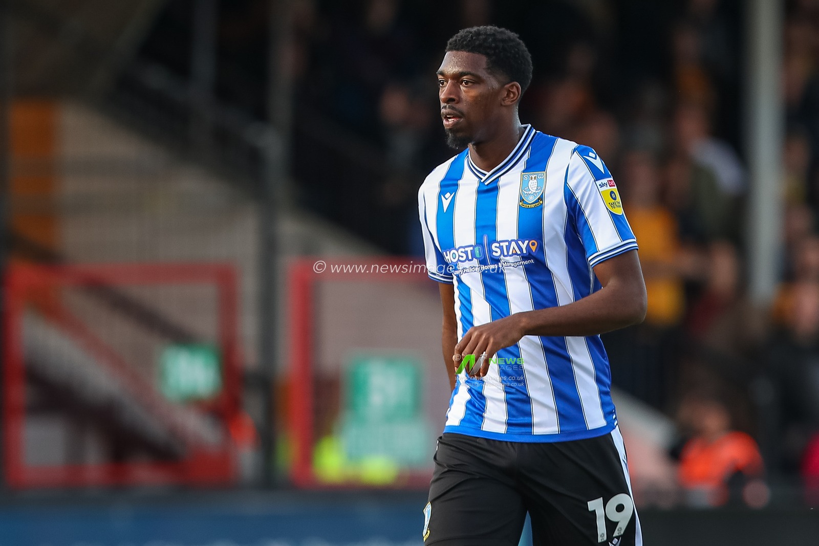 Tyreeq Bakinson #19 of Sheffield Wednesday during the Sky Bet League 1 match Cambridge United vs Sheffield Wednesday at Abbey Stadium, Cambridge, United Kingdom, 15th October 2022

(Photo by Gareth Evans/News Images)