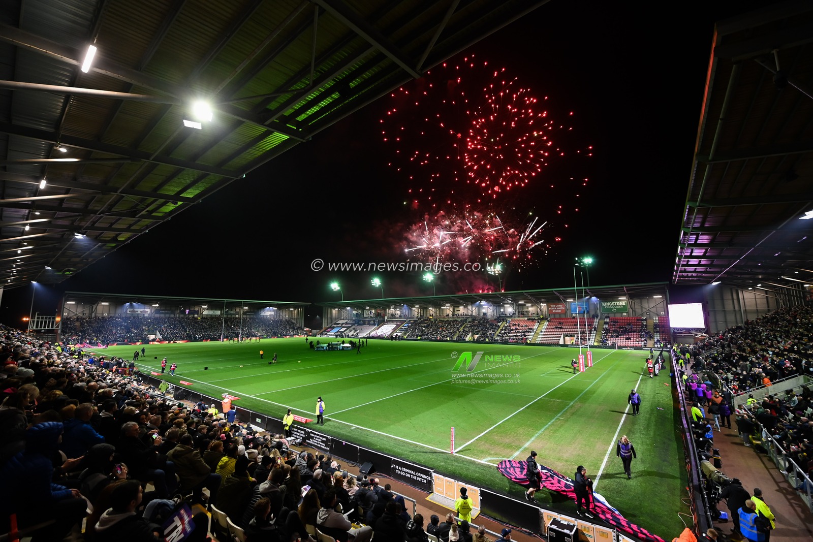 Fireworks display ahead of the Betfred Super League Round 1 match Leigh Leopards vs Salford Red Devils at Leigh Sports Village, Leigh, United Kingdom, 17th February 2023

(Photo by Craig Thomas/News Images)
