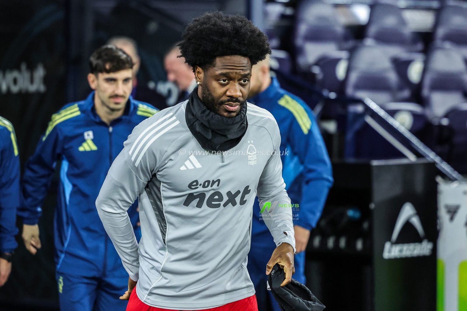 Ola Aina of Nottingham Forest in the pregame warmup session during the Premier League match Manchester City vs Nottingham Forest at Etihad Stadium, Manchester, United Kingdom on 04 March 2026

(Photo by Mark Cosgrove/News Images)