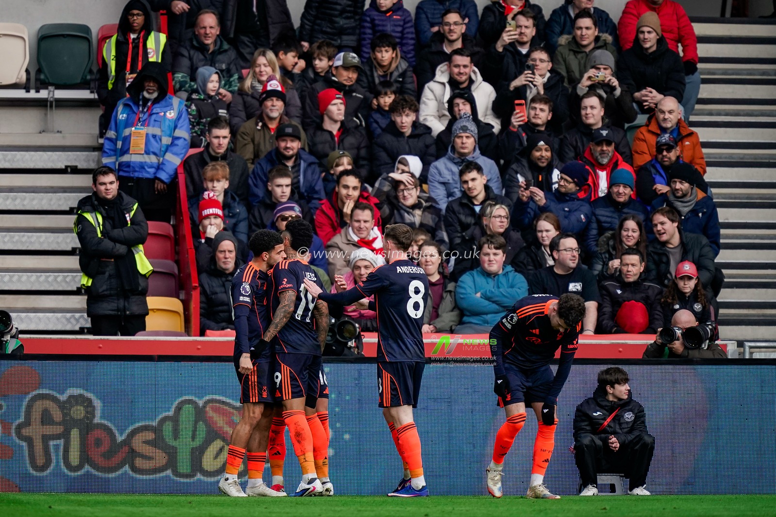 Igor Jesus of Nottingham Forest scores to make it   0-1 during the Premier League match Brentford vs Nottingham Forest at The Gtech Community Stadium, London, United Kingdom, 25th January 2026

(Photo by Maynard Manyowa/News Images)
