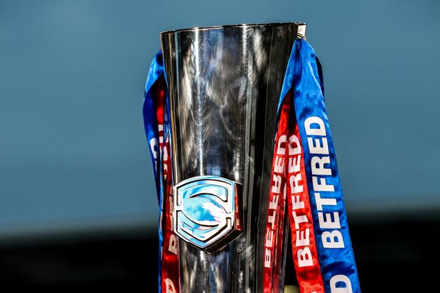 The Betfred Super League Grand Final Trophy during the Betfred Super League play-off Eliminator 1 match Leeds Rhinos vs St Helens at Headingley Stadium, Leeds, United Kingdom, 27th September 2025

(Photo by Alfie Cosgrove/News Images)