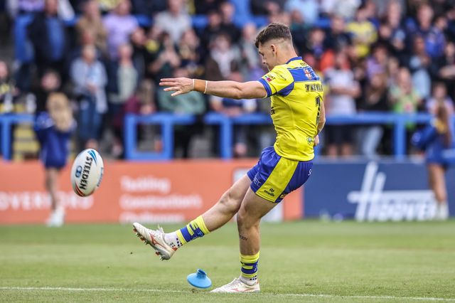 Josh Thewlis of Warrington Wolves converts for a goal during the Betfred Super League Round 12 match Warrington Wolves vs Hull KR at Halliwell Jones Stadium, Warrington, United Kingdom, 23rd May 2025

(Photo by Alfie Cosgrove/News Images)
